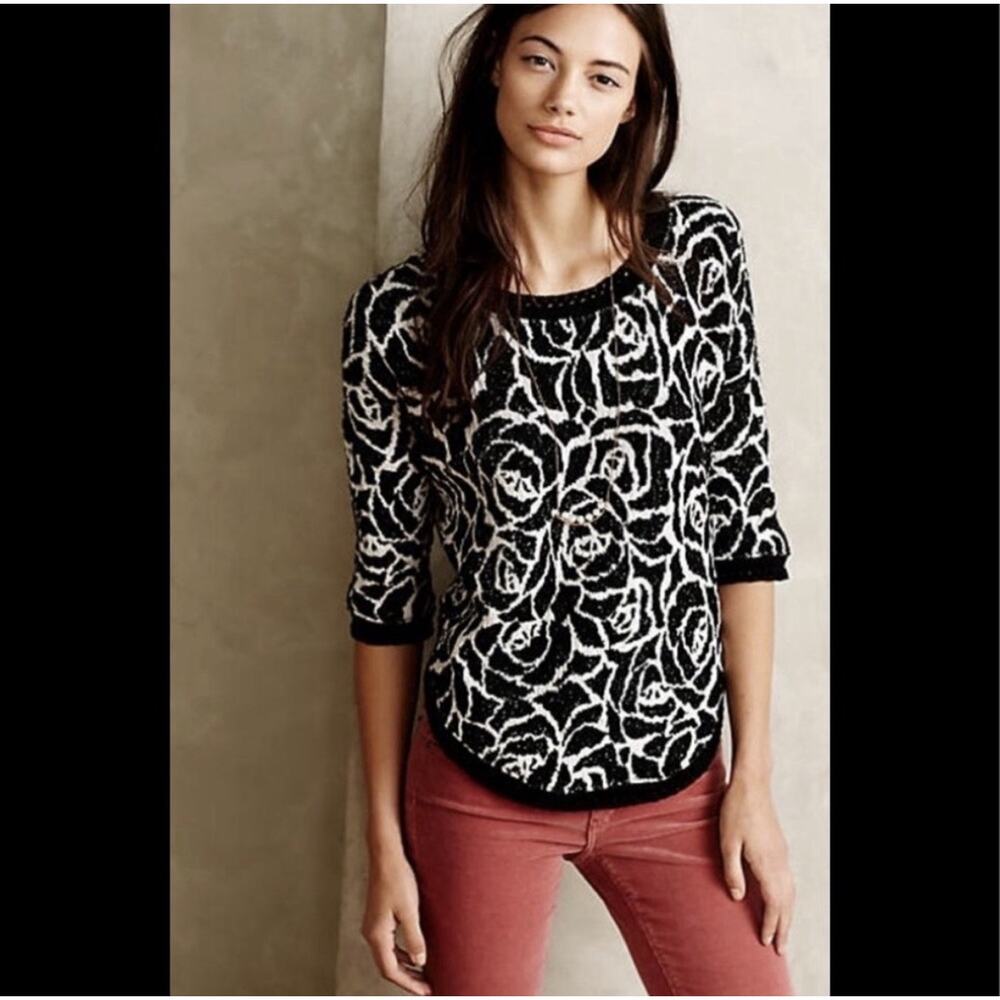 MOTH Anthropologie Crop Top Sweatshirt Black & White Floral Roses Size M